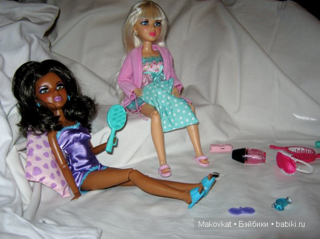 Пижамная вечеринка! Куклы Liv (фото 2)