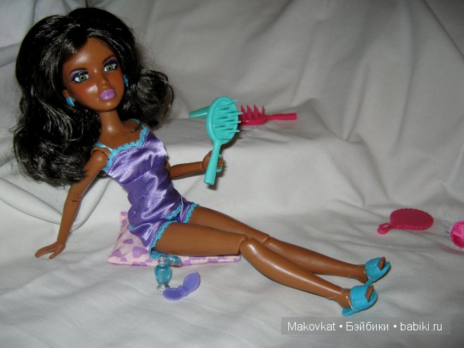 Пижамная вечеринка! Куклы Liv (фото 5)