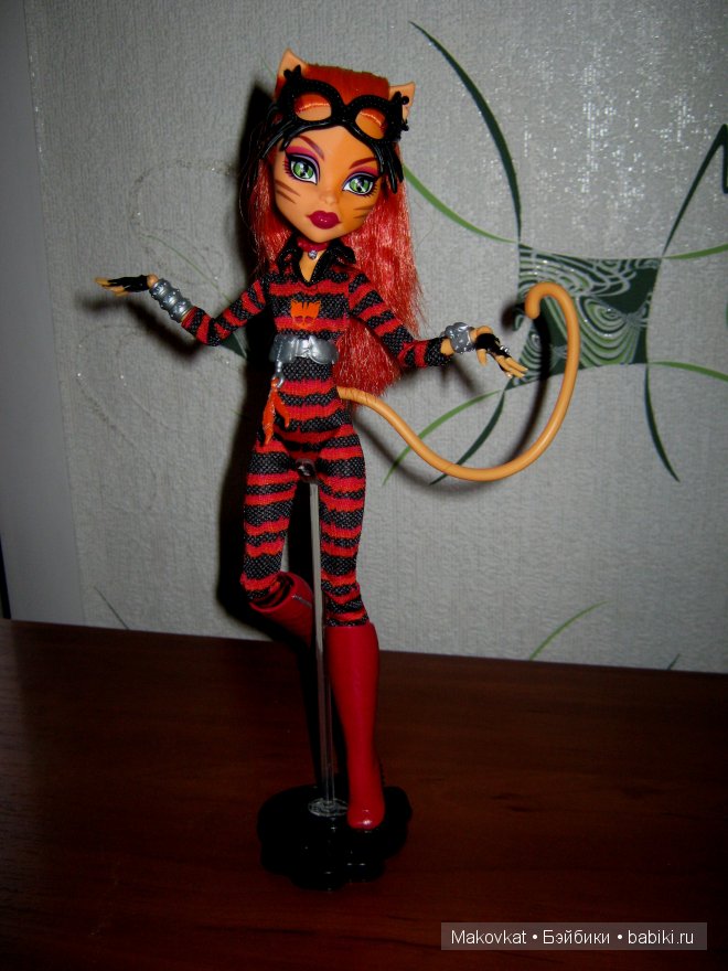 Монстры не селятся по одному. У меня Каттастрофа! Монстер Хай