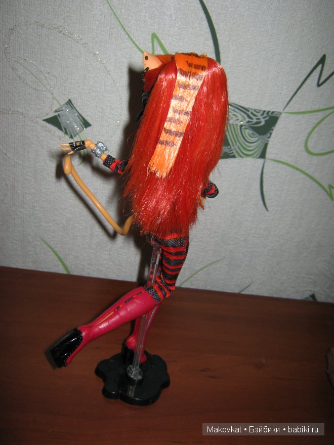 Монстры не селятся по одному. У меня Каттастрофа! Монстер Хай