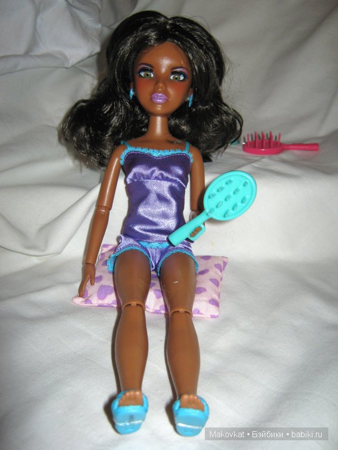 Пижамная вечеринка! Куклы Liv