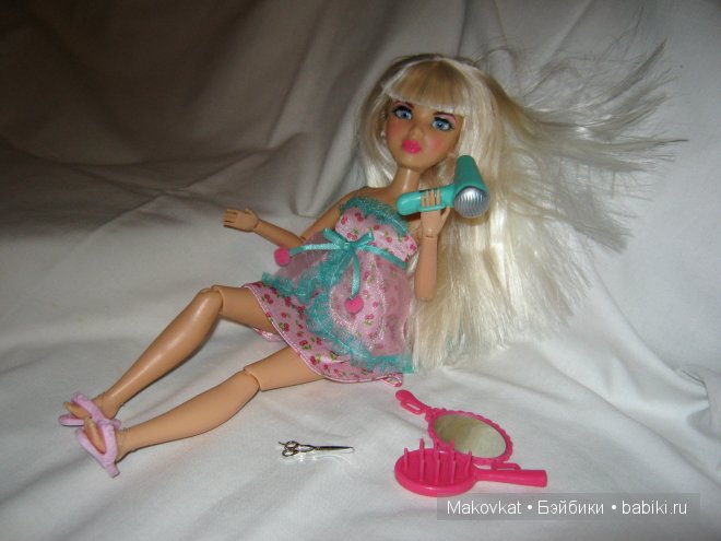 Пижамная вечеринка! Куклы Liv (фото 6)