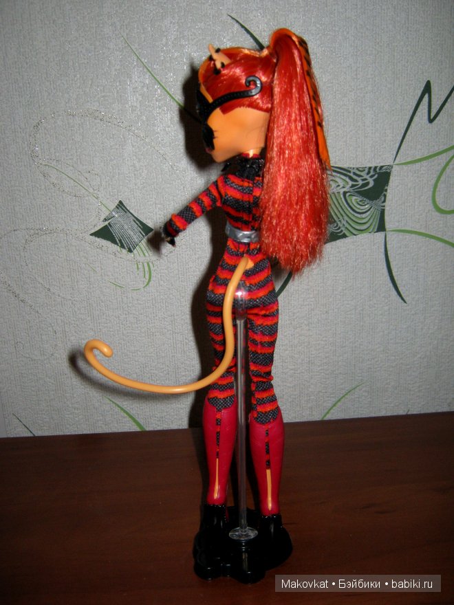 Монстры не селятся по одному. У меня Каттастрофа! Монстер Хай