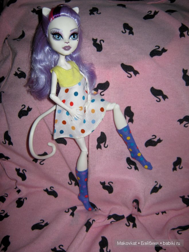 Катришкины переодевашки. Monster High в одежде Juku