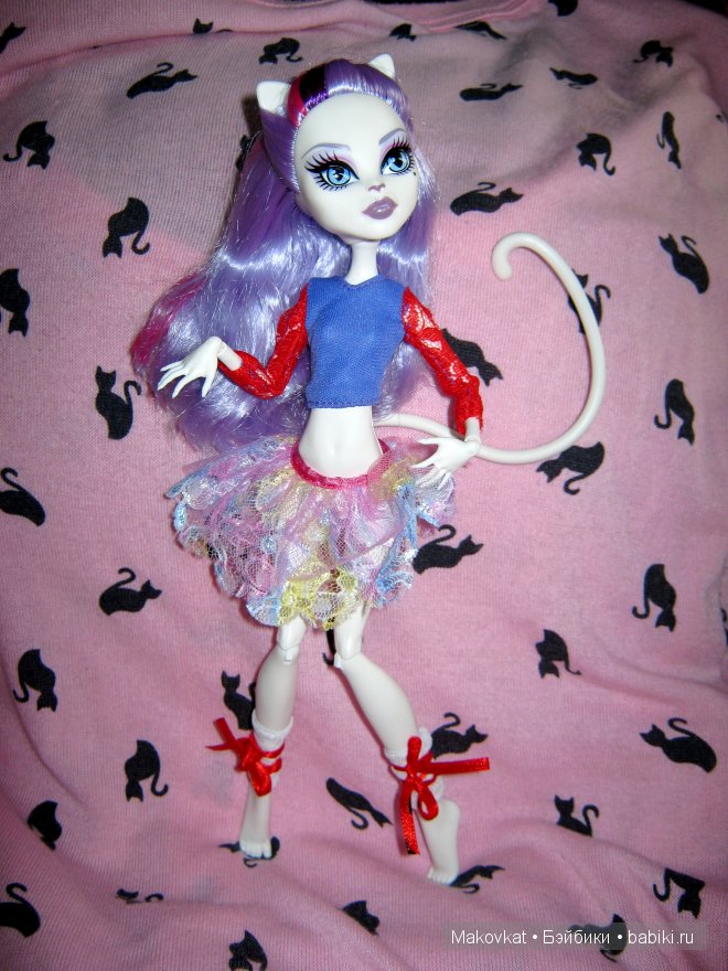 Катришкины переодевашки. Monster High в одежде Juku