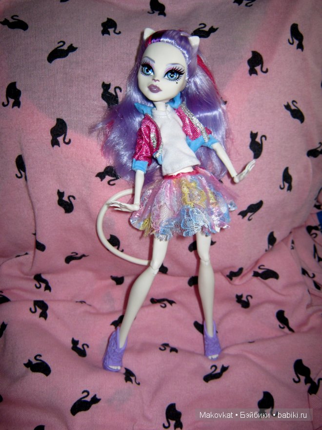 Катришкины переодевашки. Monster High в одежде Juku