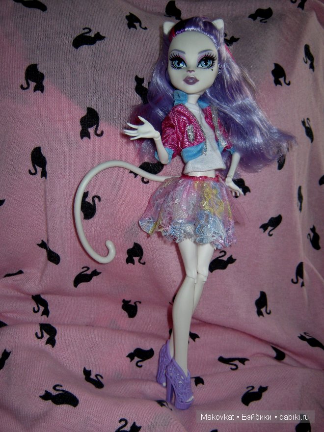 Катришкины переодевашки. Monster High в одежде Juku