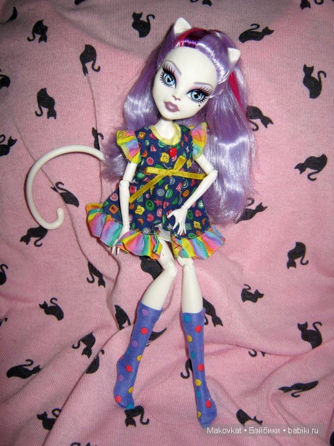 Катришкины переодевашки. Monster High в одежде Juku