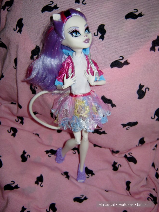 Катришкины переодевашки. Monster High в одежде Juku