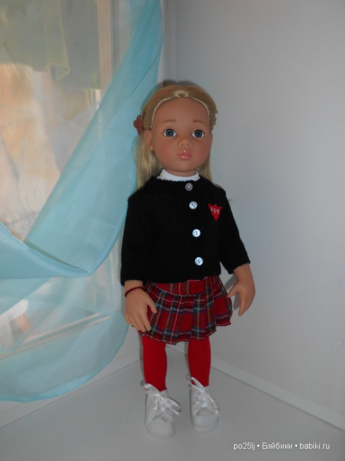 Все утепляются, а мы что-хуже? Показ нарядов кукол Готц (фото 2)