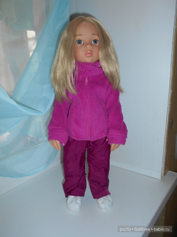 Все утепляются, а мы что-хуже? Показ нарядов кукол Готц