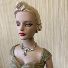 TONNER - ft.CLASSIC ELEGANCE ft. SYDNEY CHASE