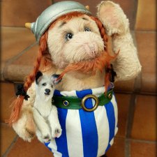 Мишка-тедди Обеликс и его собачка Идефикс