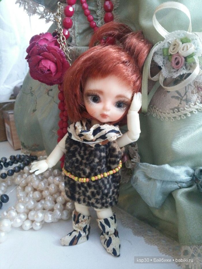 Девочка-худжик Сюзанна | Бэйбики Девочка-худжик Сюзанна — Худжики (фото 3)