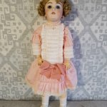 Антикварная красоточка от Handwerck 119-10