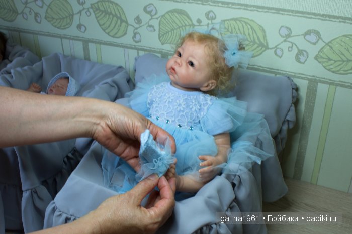 Незабудка собирается домой. Куклы-реборн Галины Людвиг (фото 10)