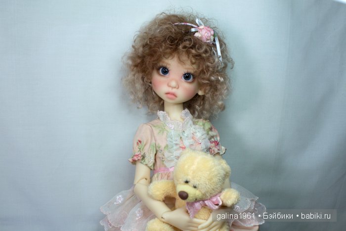 Gracie обжилась, привыкла и чувствует себя как дома