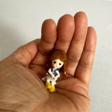 Дюймовочка