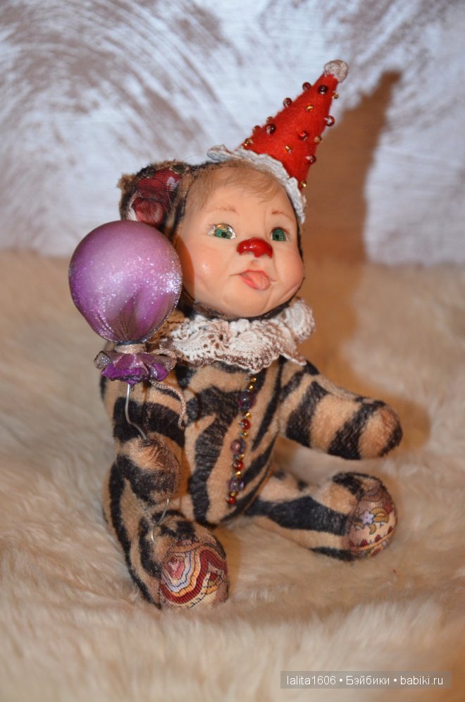 Тедди долл, малыш клоун с воздушным шариком (фото 4)