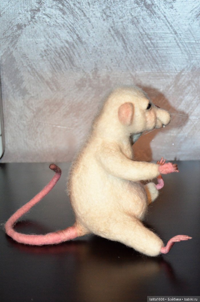 Игрушка из шерсти в технике сухого валяния. Крысик (фото 10)