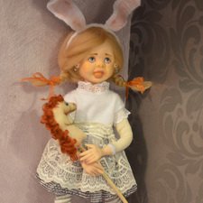 Кукла ручной работы. Девочка с лошадкой