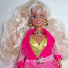 Кукла Синди Sindy I Love Glitter Nails Hasbro