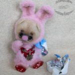 Кнопки в розовом, белом, сером. Авторские игрушки своими руками