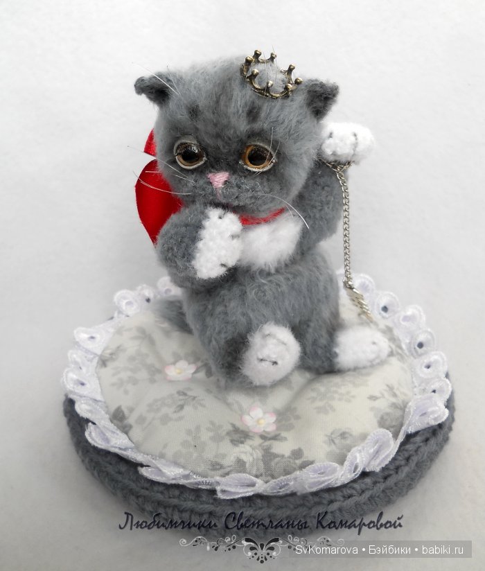 Котенок Инфант. Игрушка вязанная крючком (фото 2)