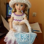 Мастер-класс сумочки-корзинки для куклы связанной крючком