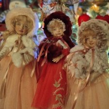 С Рождеством Христовым.