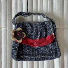 Сумочка от куклы формата Барби