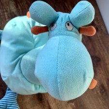 Странный мягкий жираф из IKEA