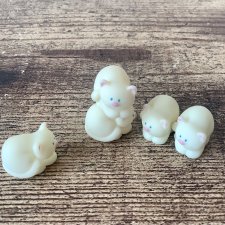 Магниты котята в кукольный интерьер