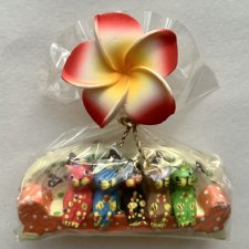 котики на диване