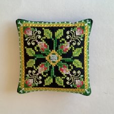 Интерьерная подушка для кукол от 40см