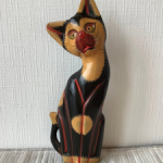 Кошка из дерева