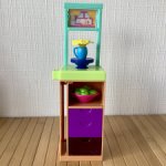 Мебель из набора Барби художник