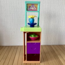 Мебель из набора Барби художник