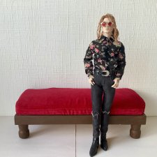 Кушетка бархатная