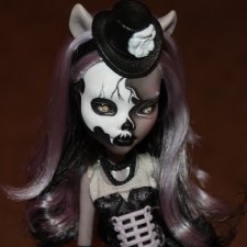 В последний вагон с новой куклой