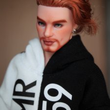 Рыжий - усатый - серьезный