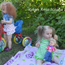 Франческа с Ариэлькой на прогулке