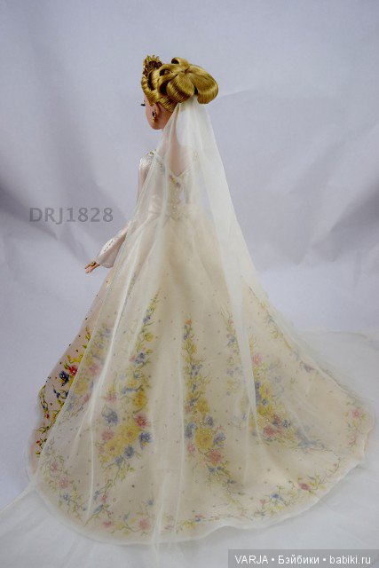 Дисней. Сравниваем игровых кукол разных выпусков. Дизайнерские выпуски принцесс и злодеев. Лимитки к фильмам.Часть III