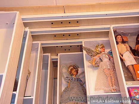 Как же кукол поселить??? Варианты хранения наших красавиц