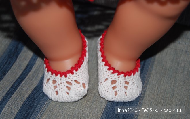 Мои вязалки для дочкиных куколок (фото 4)