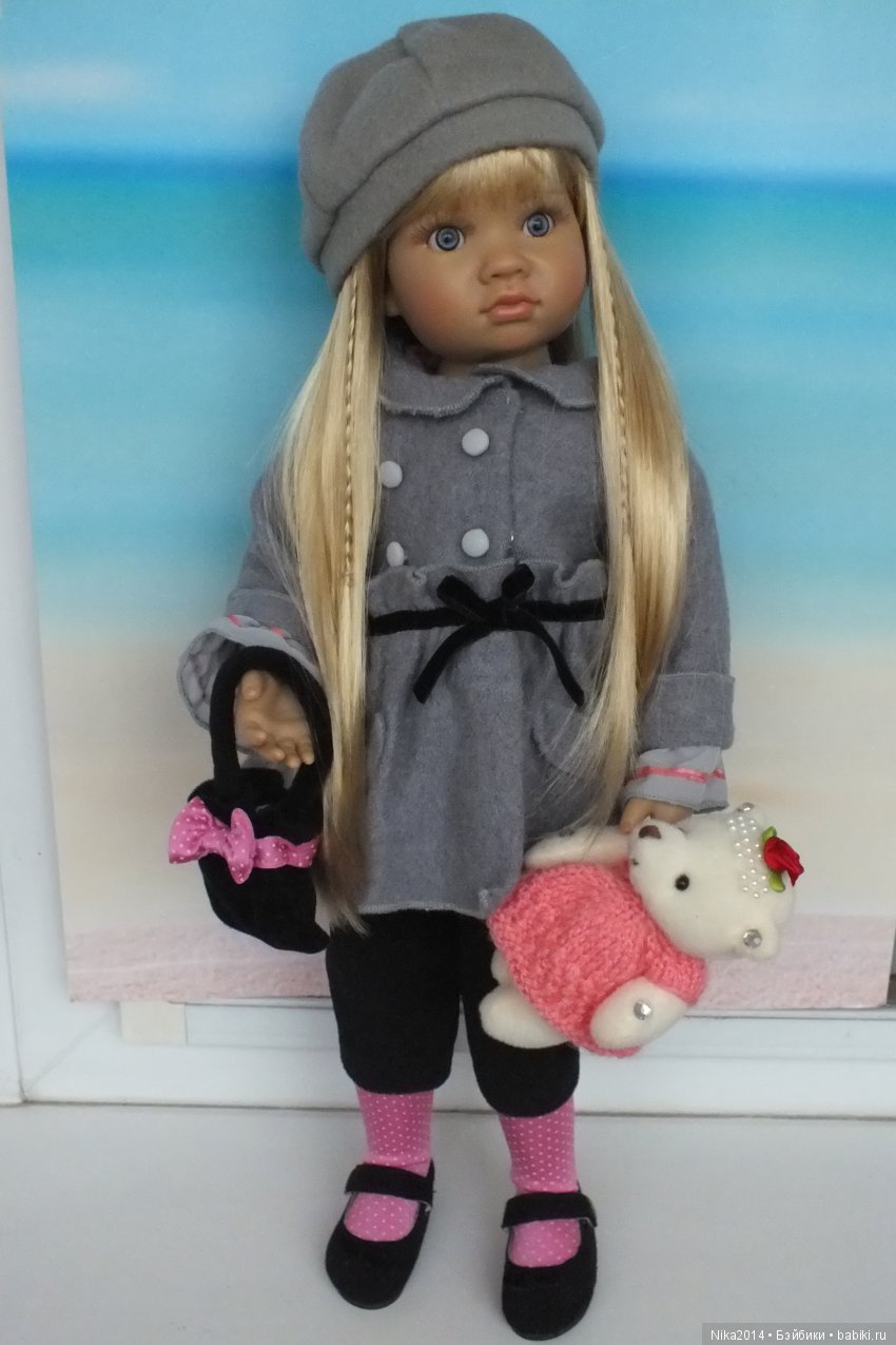 Тепло ли тебе девица? Разные куклы в зимних нарядах (фото 5)