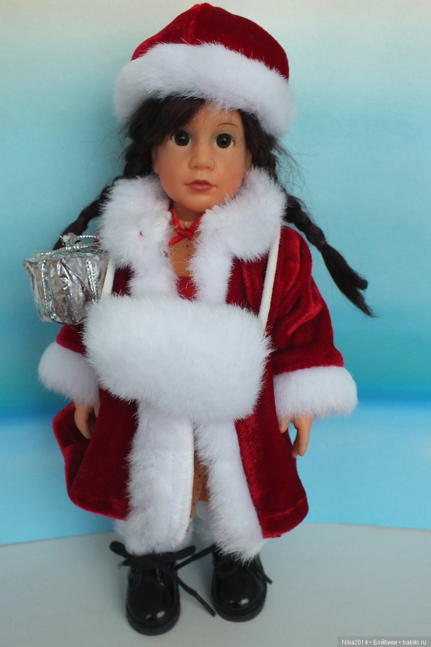 Тепло ли тебе девица? Разные куклы в зимних нарядах (фото 8)