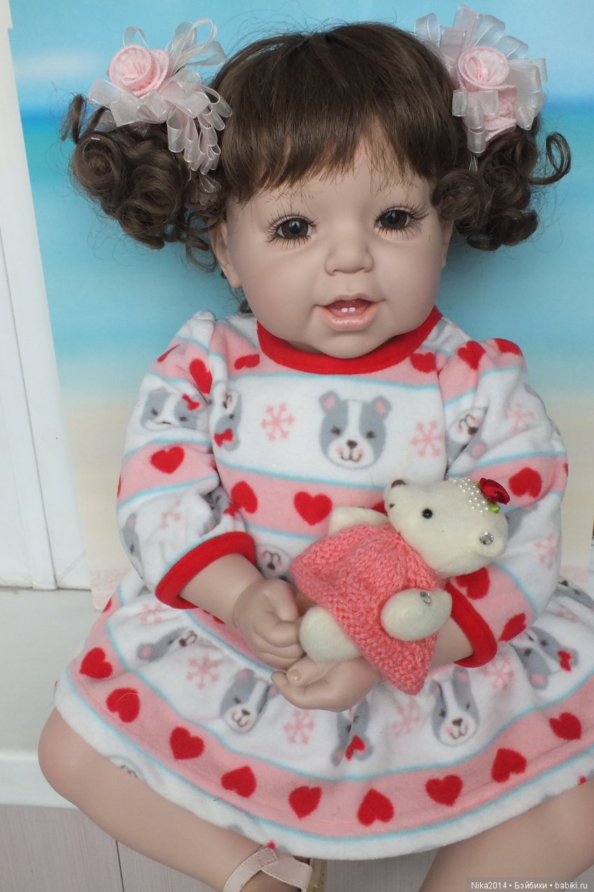 Тепло ли тебе девица? Разные куклы в зимних нарядах (фото 4)