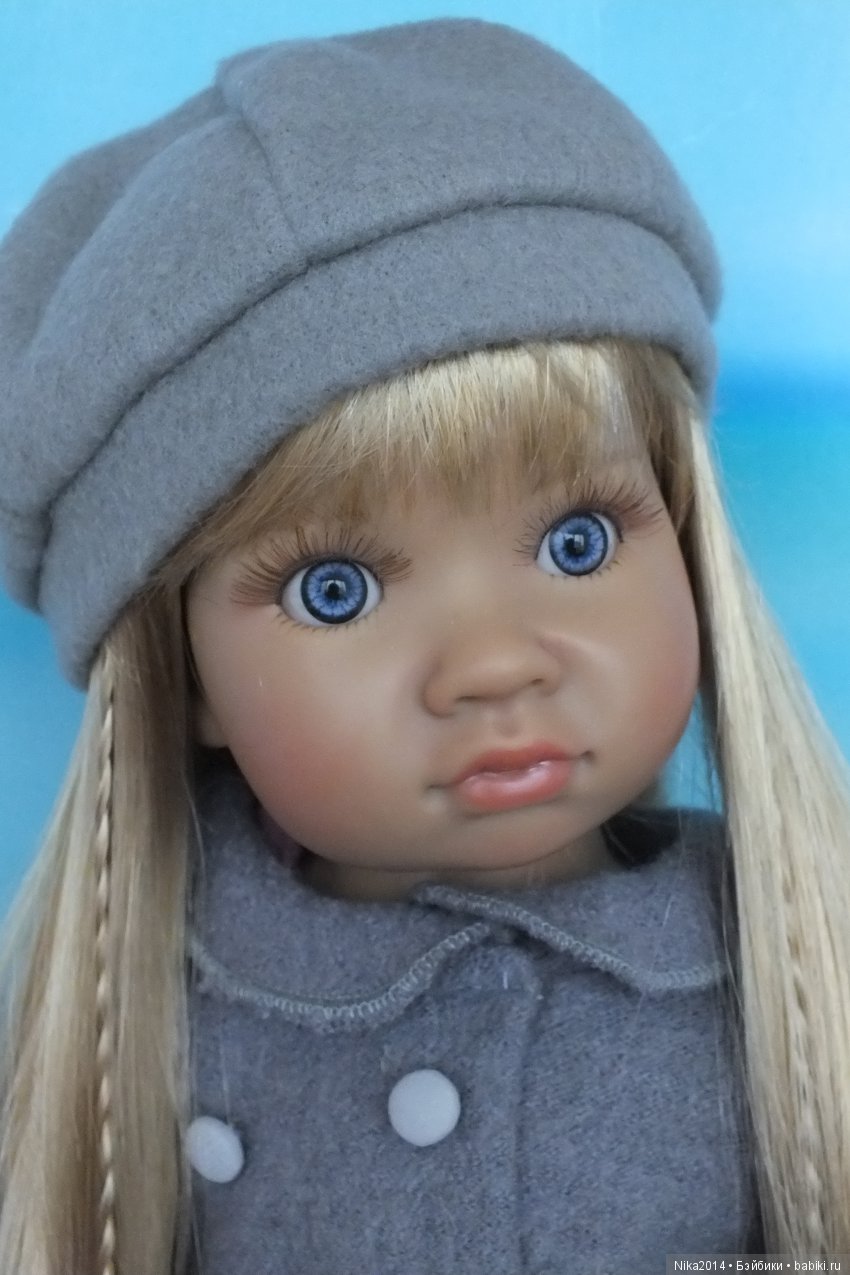 Тепло ли тебе девица? Разные куклы в зимних нарядах (фото 7)