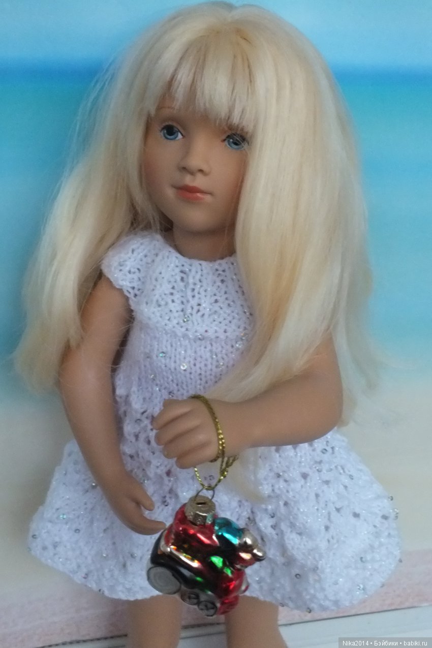 Тепло ли тебе девица? Разные куклы в зимних нарядах